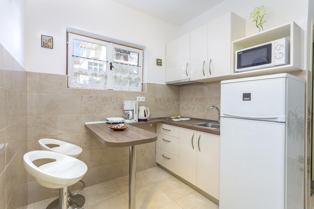 Apartmani Luna Hvar Town Luaran gambar