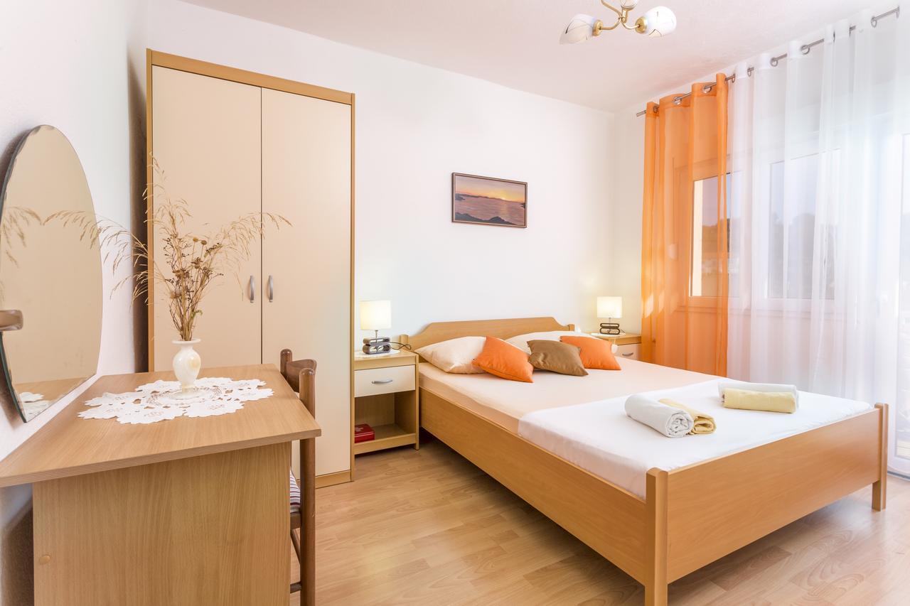 Apartmani Luna Hvar Town Luaran gambar