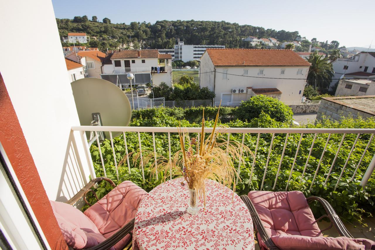 Apartmani Luna Hvar Town Luaran gambar