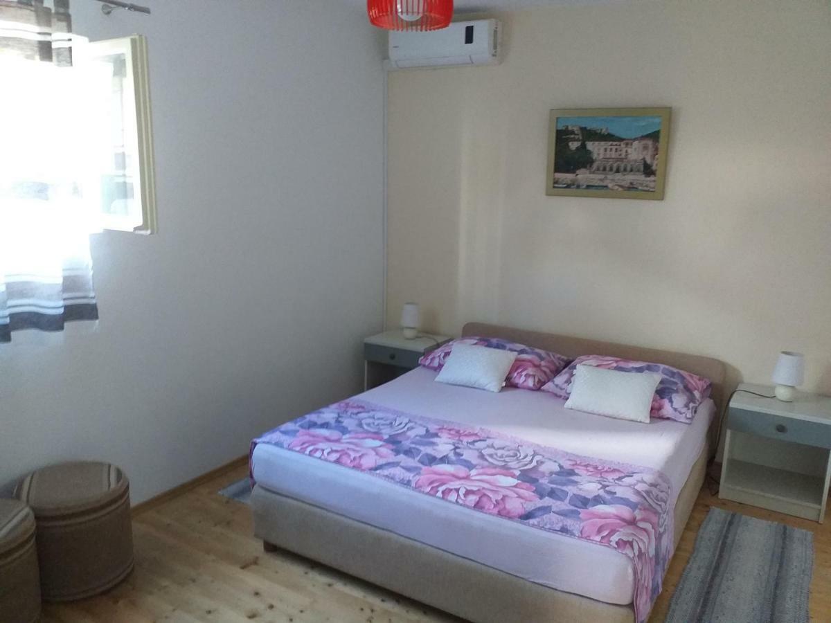 Apartmani Luna Hvar Town Luaran gambar